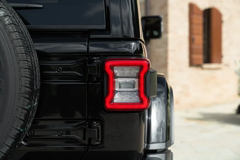 WRANGLER SAHARA 15