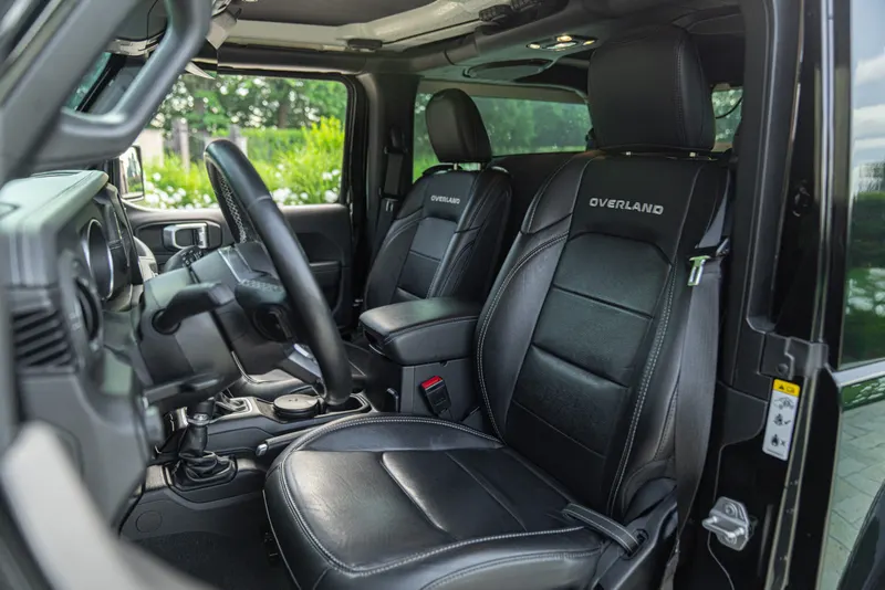 WRANGLER SAHARA 28