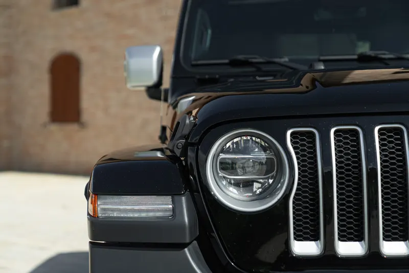 WRANGLER SAHARA 14