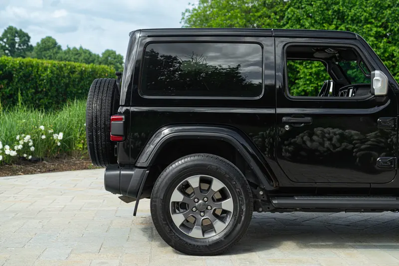 WRANGLER SAHARA 16