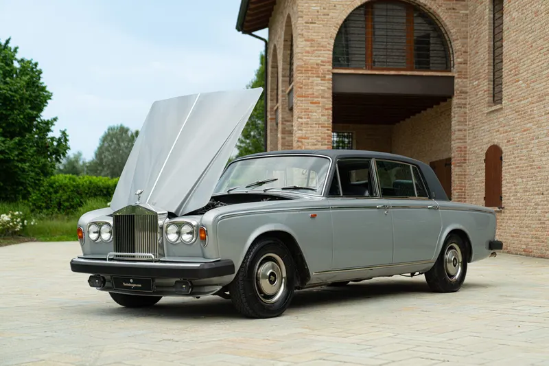 SILVER WRAITH II 62