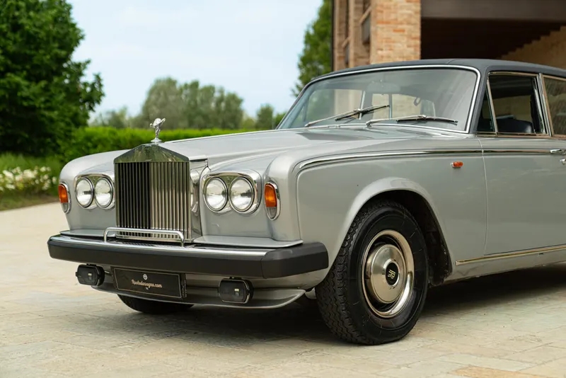 SILVER WRAITH II 20