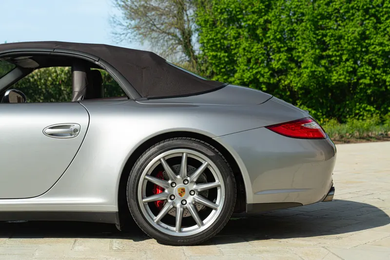Porsche 997 (911) CARRERA 4S CABRIOLET 22