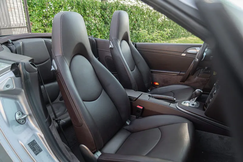 Porsche 997 (911) CARRERA 4S CABRIOLET 35