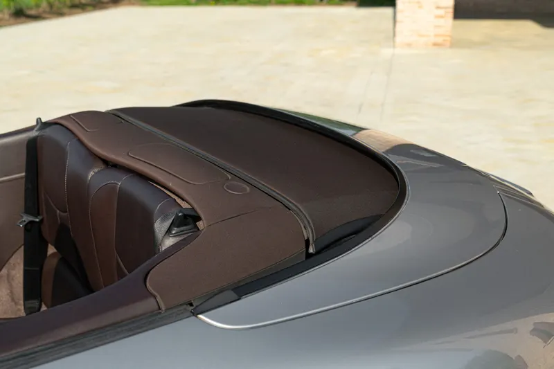 Porsche 997 (911) CARRERA 4S CABRIOLET 32