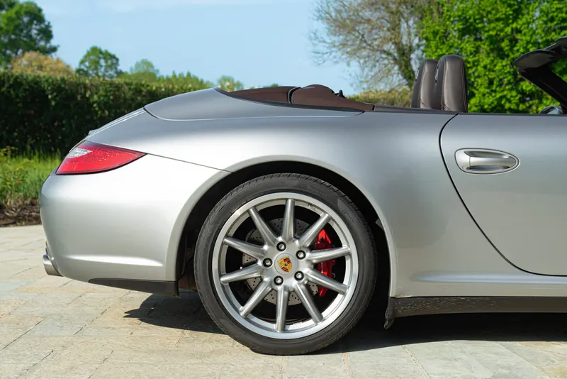 Porsche 997 (911) CARRERA 4S CABRIOLET 23