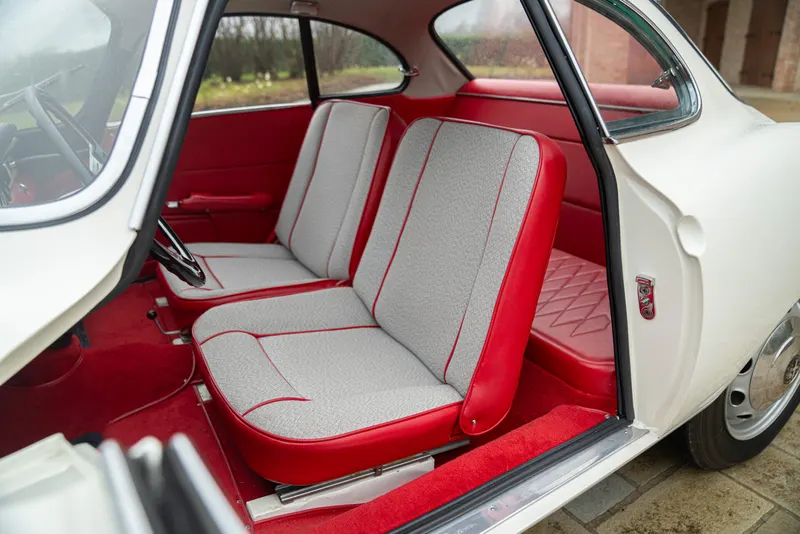 Alfa Romeo GIULIA 1.6 SS SPRINT SPECIALE 33