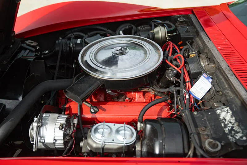 Chevrolet CORVETTE C3 STINGRAY 64