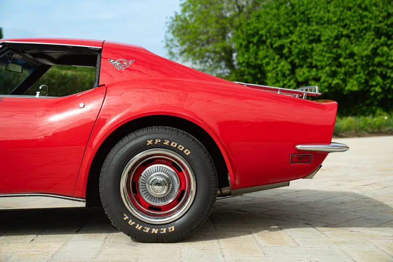 Chevrolet CORVETTE C3 STINGRAY 20