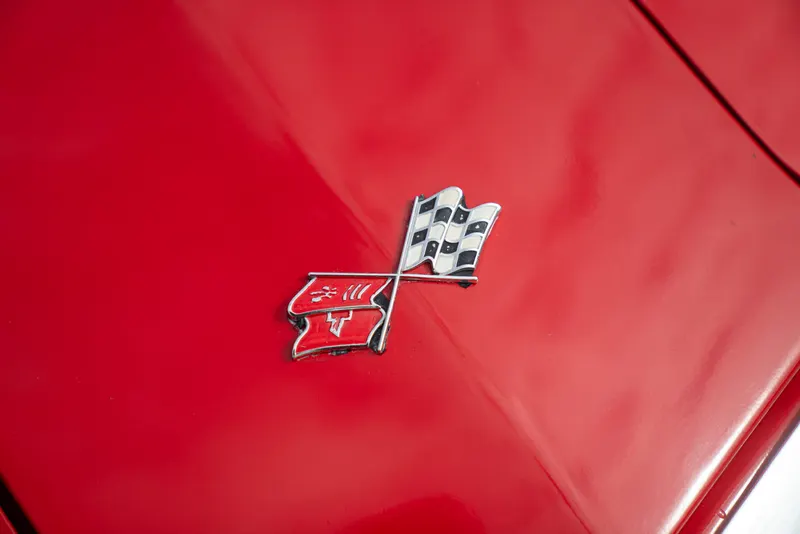 Chevrolet CORVETTE C3 STINGRAY 32