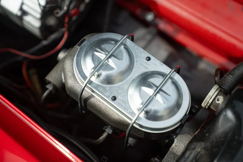 Chevrolet CORVETTE C3 STINGRAY 62