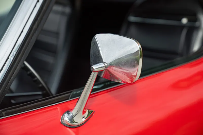 Chevrolet CORVETTE C3 STINGRAY 27