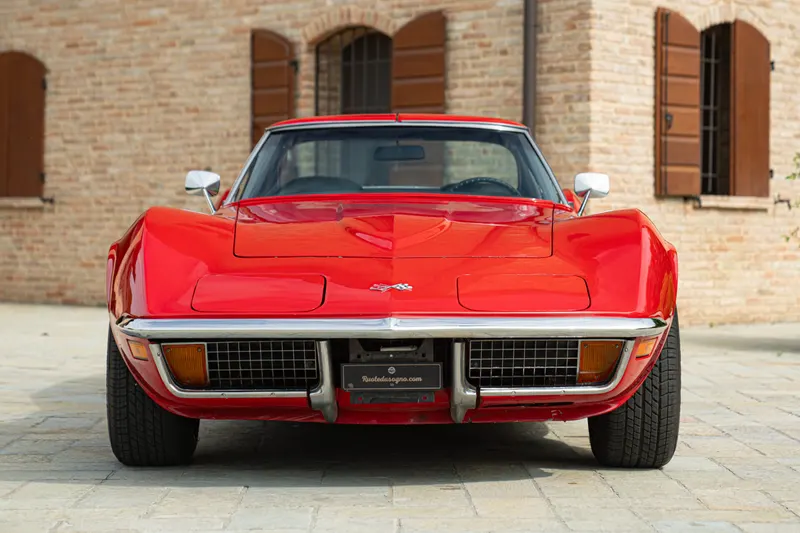 Chevrolet CORVETTE C3 STINGRAY 3