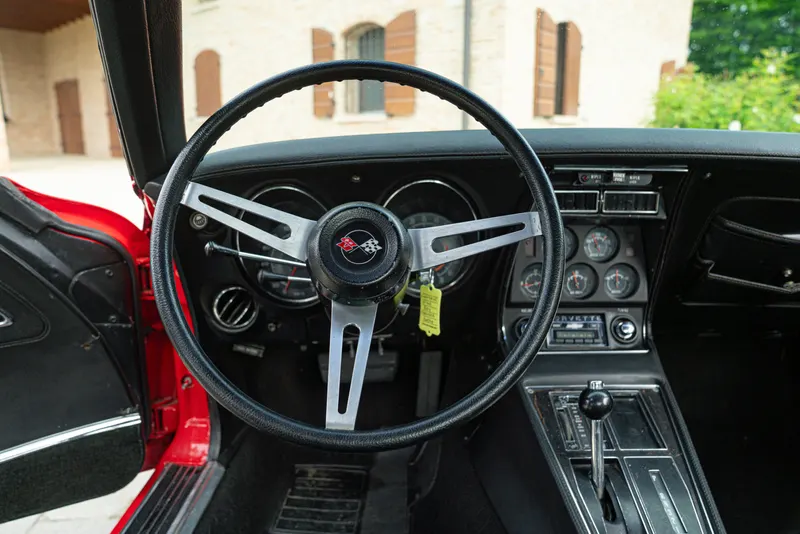 Chevrolet CORVETTE C3 STINGRAY 55