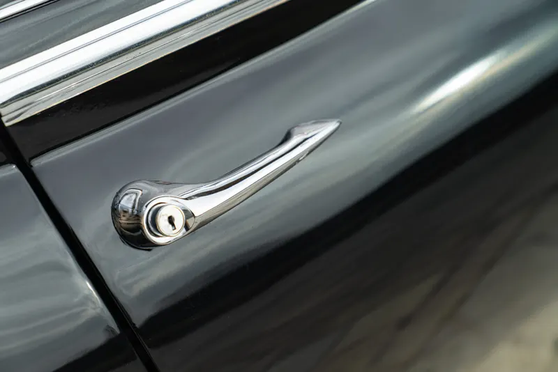 Jaguar E-TYPE COUPE 5.3 V12 26