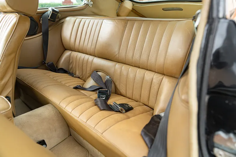 Jaguar E-TYPE COUPE 5.3 V12 30