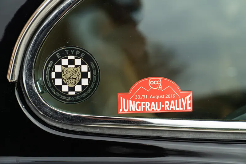 Jaguar E-TYPE COUPE 5.3 V12 10