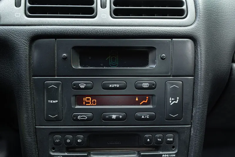 Peugeot 406&nbsp;COUPE’ 33