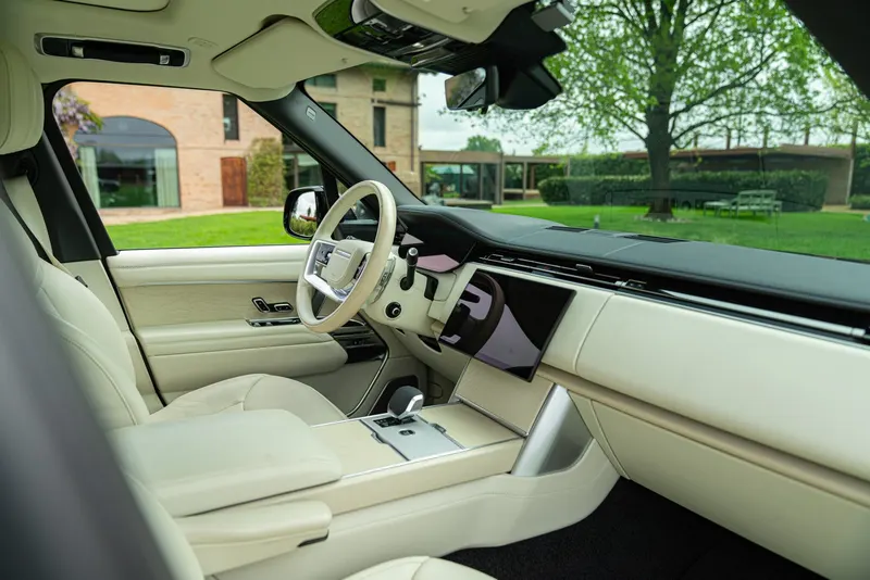 RANGE ROVER 4.4 V8 AUTOBIOGRAPHY 73