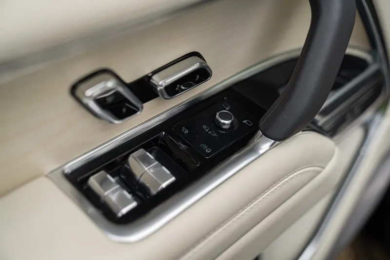 RANGE ROVER 4.4 V8 AUTOBIOGRAPHY 88