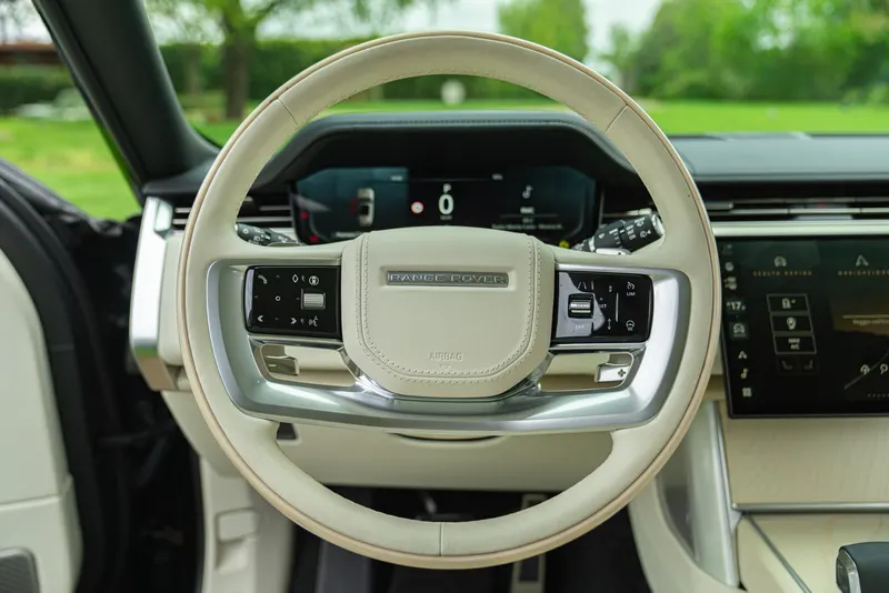 RANGE ROVER 4.4 V8 AUTOBIOGRAPHY 85
