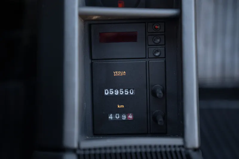 Ferrari TESTAROSSA MONOSPECCHIO – MONODADO 61
