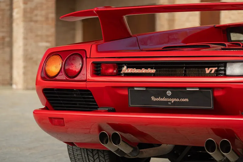 Lamborghini DIABLO VT 33