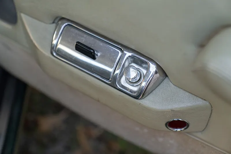 Bentley T1 26