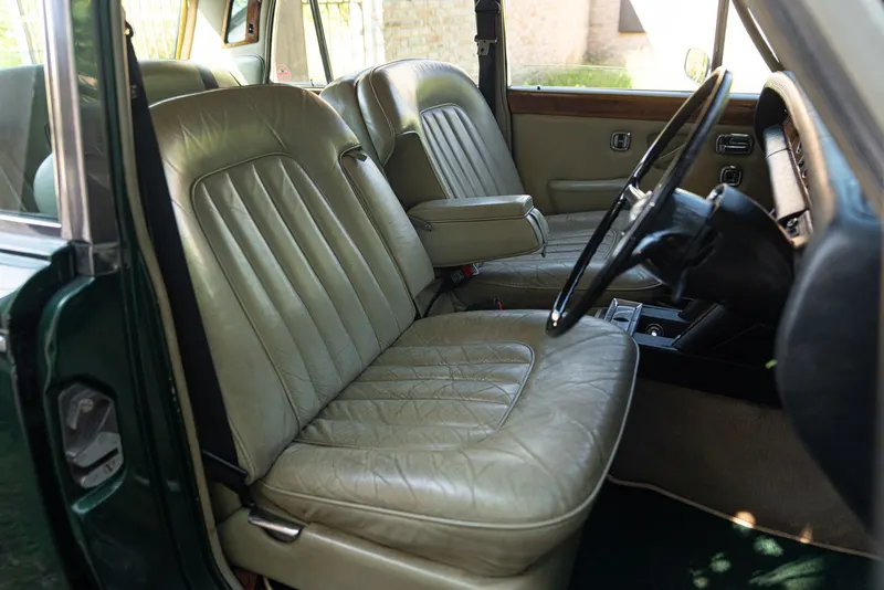 Bentley T1 29
