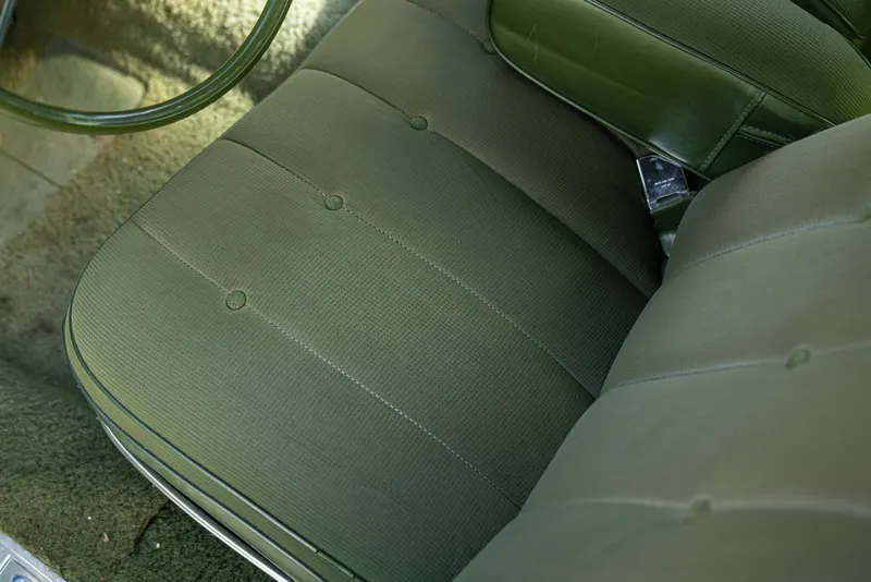 Ford GRAN TORINO 4 DOOR 5.7 V8 BROUGHAM 47