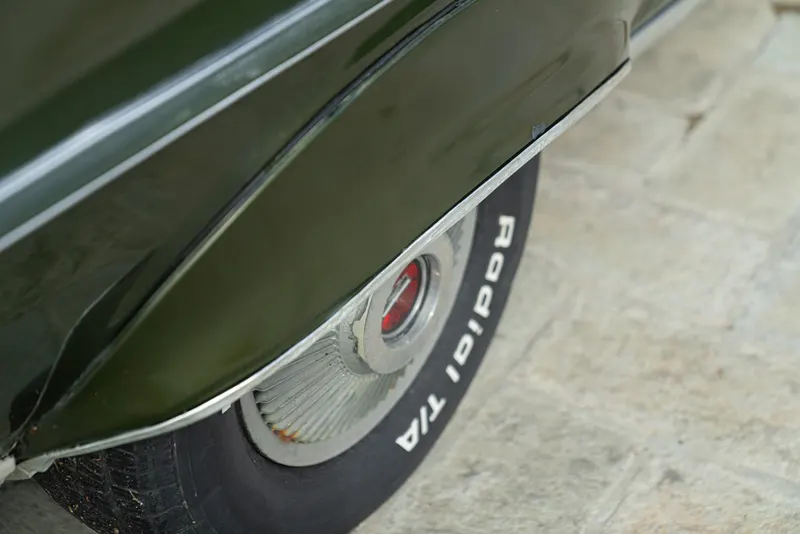 Ford GRAN TORINO 4 DOOR 5.7 V8 BROUGHAM 9