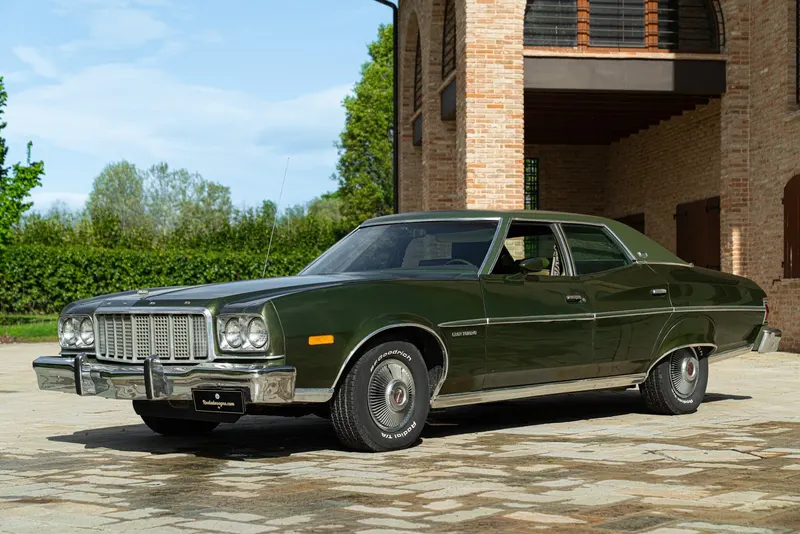 Ford GRAN TORINO 4 DOOR 5.7 V8 BROUGHAM 84