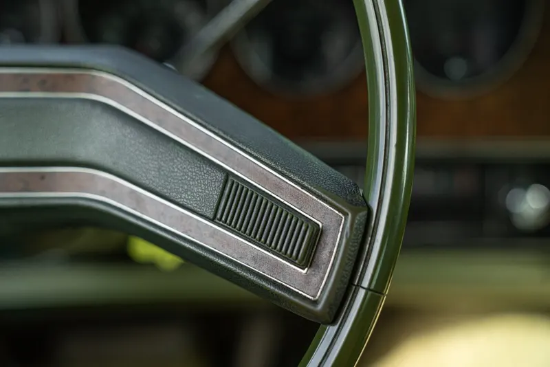 Ford GRAN TORINO 4 DOOR 5.7 V8 BROUGHAM 72