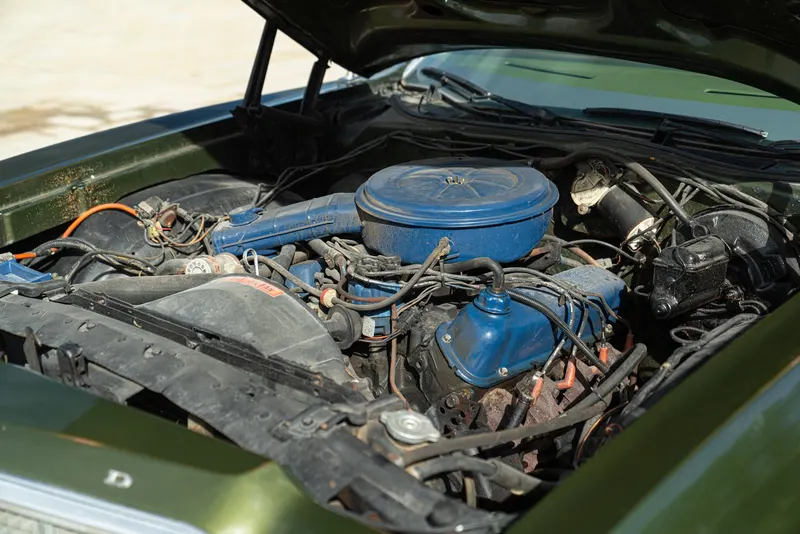 Ford GRAN TORINO 4 DOOR 5.7 V8 BROUGHAM 83