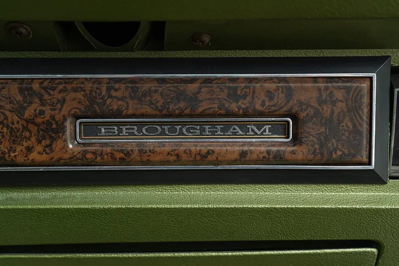 Ford GRAN TORINO 4 DOOR 5.7 V8 BROUGHAM 56