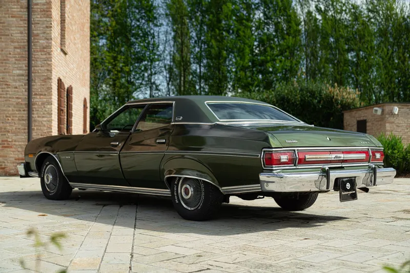Ford GRAN TORINO 4 DOOR 5.7 V8 BROUGHAM 7