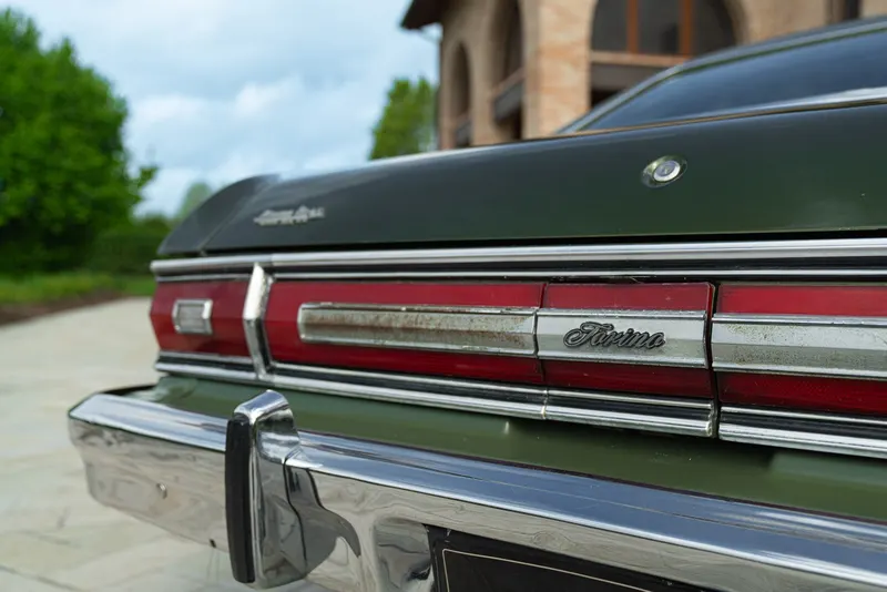 Ford GRAN TORINO 4 DOOR 5.7 V8 BROUGHAM 12