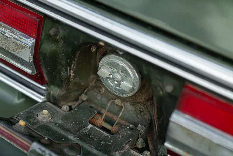 Ford GRAN TORINO 4 DOOR 5.7 V8 BROUGHAM 16