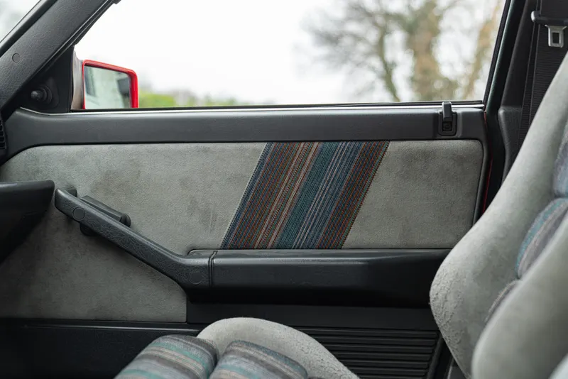 Lancia DELTA HF INTEGRALE 16V 34