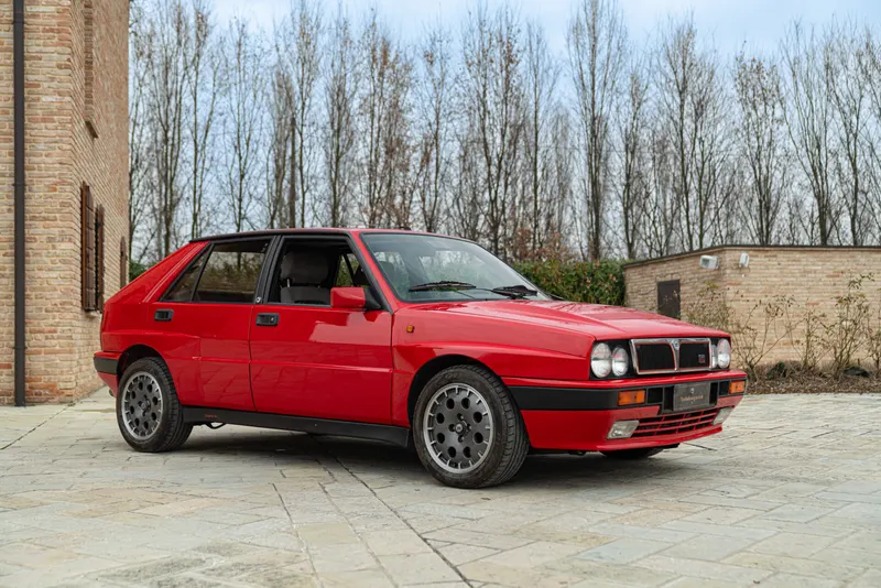 Lancia DELTA HF INTEGRALE 16V 2