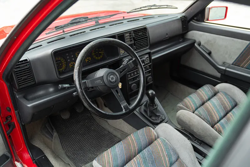 Lancia DELTA HF INTEGRALE 16V 37