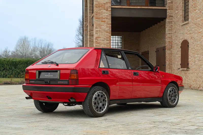 Lancia DELTA HF INTEGRALE 16V 7