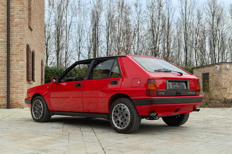 Lancia DELTA HF INTEGRALE 16V 6