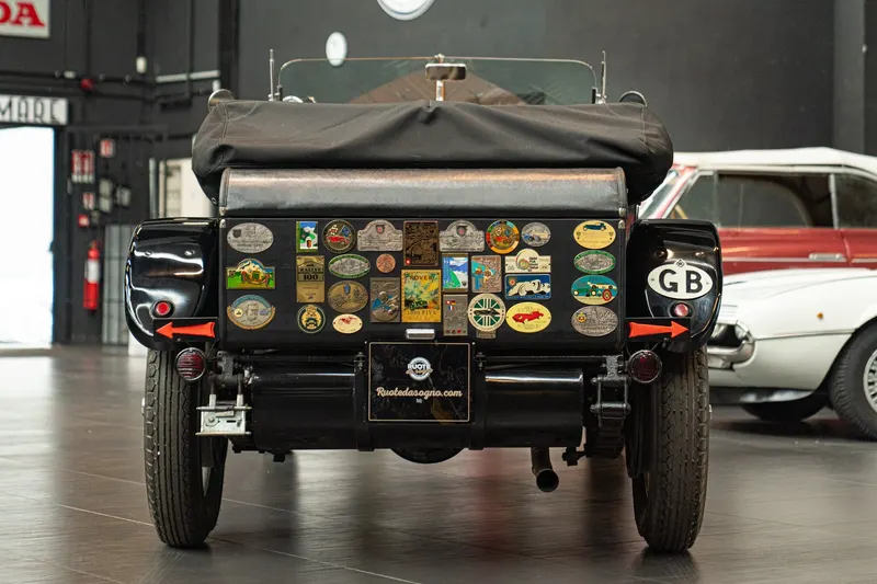T80 OPEN TOURER 9