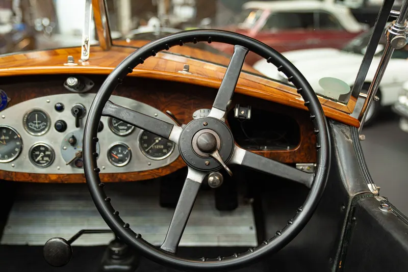 T80 OPEN TOURER 57
