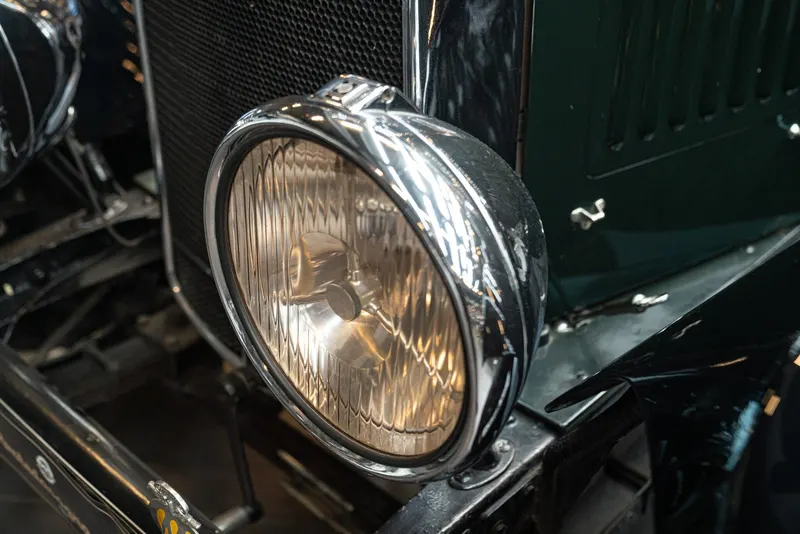 T80 OPEN TOURER 49