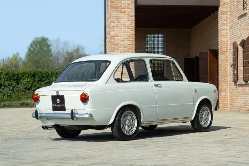 Fiat 850 ABARTH 6