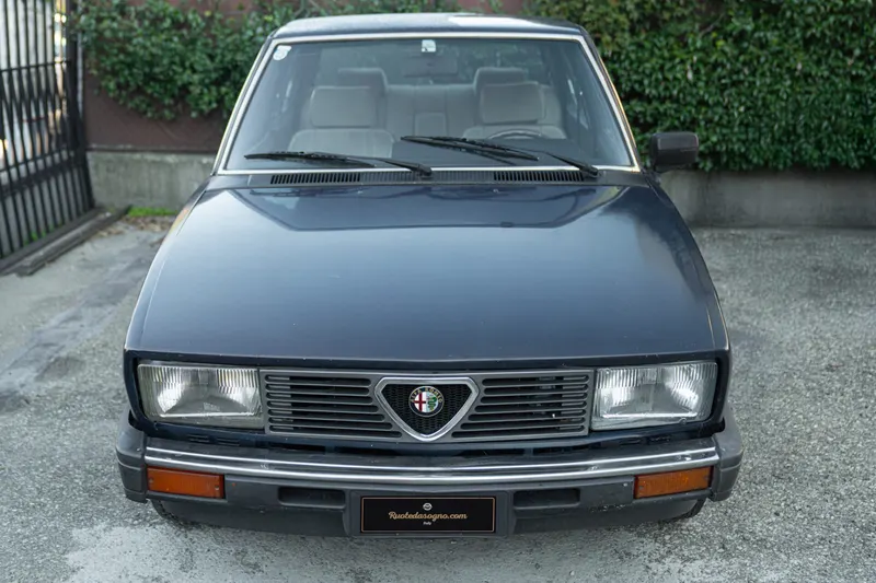 Alfa Romeo ALFETTA QUADRIFOGLIO&nbsp;2.0 2