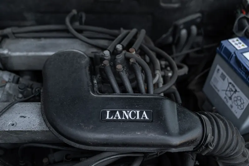 Lancia THEMA 6V 37