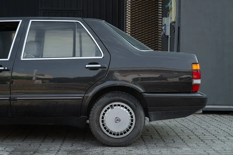 Lancia THEMA 6V 12
